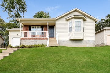 4041 Moss Rd Antioch, TN 37013